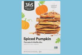 Spiced Pumpkin Pancakes and Waffle Mix