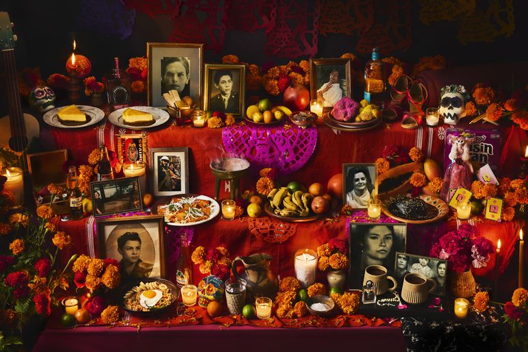 Dia de Los Muertos altar