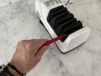 One-off: Both Ina and I Love This Knife Sharpener