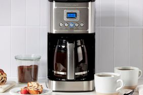 Cuisinart Coffee Maker, 14-Cup Glass Carafe