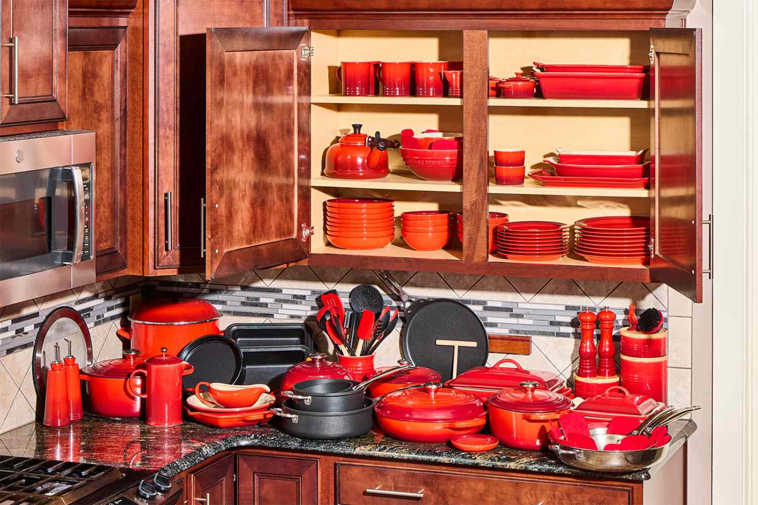 Her Husband Gave Her the 157-Piece Le Creuset Set From Costco tout