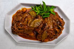 Khorak Ghosht-e Bareh (Slow Braised Lamb Shoulder)