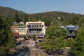 Restaurants and shops on the Plaza in downtown Ashland, Oregon.